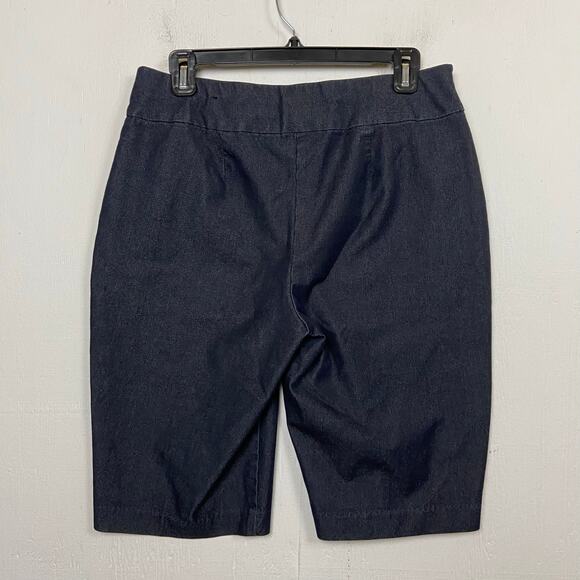 Chico’s So Slimming Women's Blue Pull On Bermuda Shorts Size 8 - Picture 2 of 8